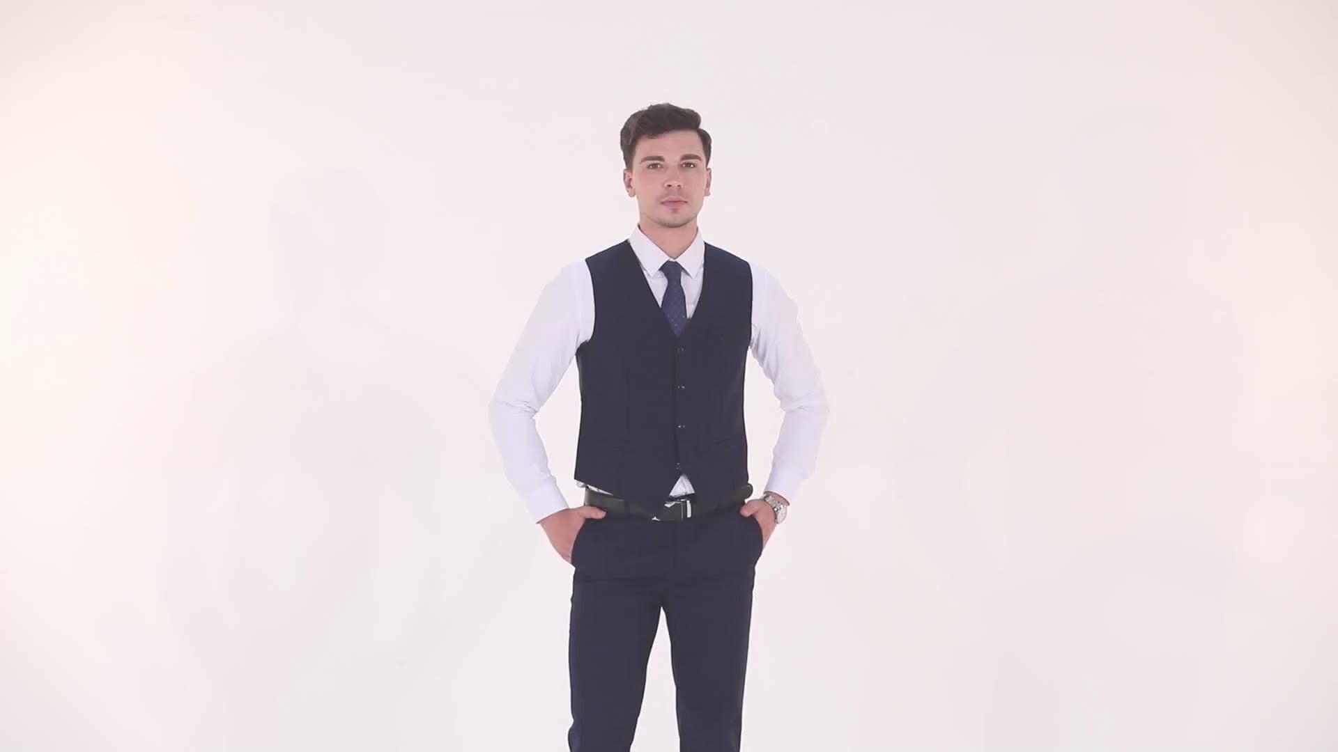 Load video: Costume Homme Slim Fit Deux Pièces Noir A